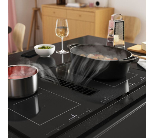 Płyta indukcyjna/wbudow okap, IKEA 500 czarny TÄCKNAN 806.072.88