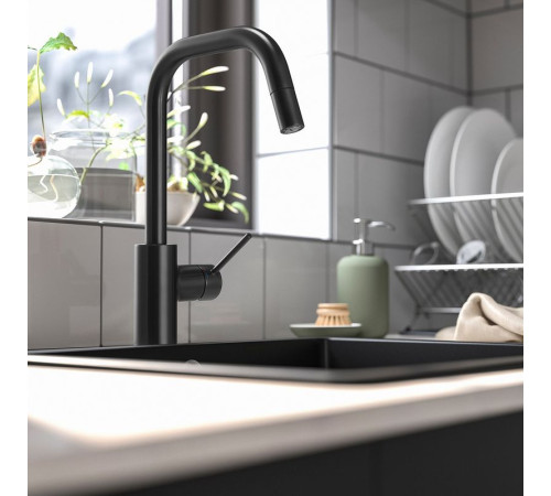 Bateria z wyciąganą wylewką, czarny ÄLMAREN 506.034.99