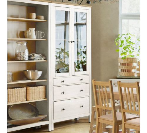 Kombinacja regałowa z drzw/szuf, biała bejca/jasnobrązowy HEMNES 093.840.51