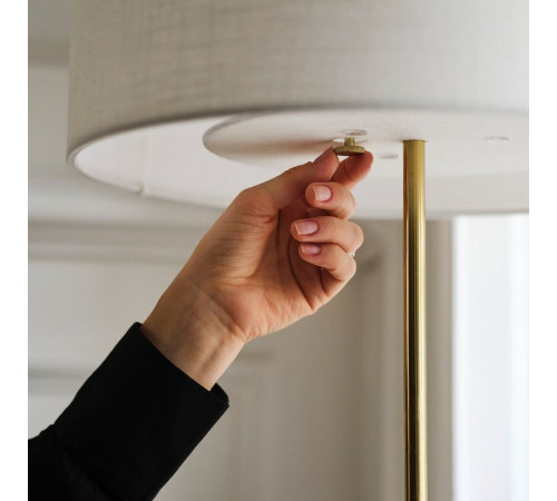 Lampa podłogowa, biały tkanina/mosiądzowane STOCKHOLM 2025 505.859.14
