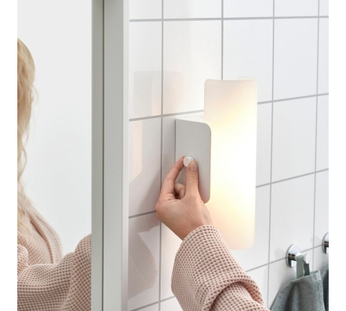 Lampa ścienna LED, można przyciemniać biały/szkło matowe biały HAVSDUN 304.992.53