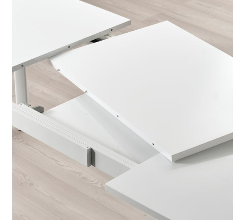 Stół i 4 krzesła, biały/brązowy/czerwony chrom STRANDTORP / TOBIAS 695.689.24