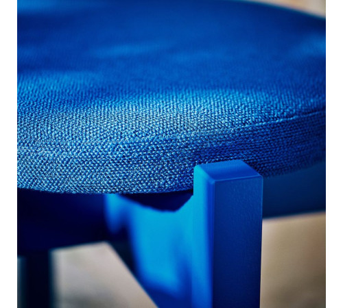 Стол и 4 стула, сосна/Knäbäck ярко-синего цвета, IKEA PS 2026 696.344.05