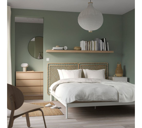 Rama łóżka z 2 zagłówkami, biały/Tolkning rattan VEVELSTAD 194.417.39